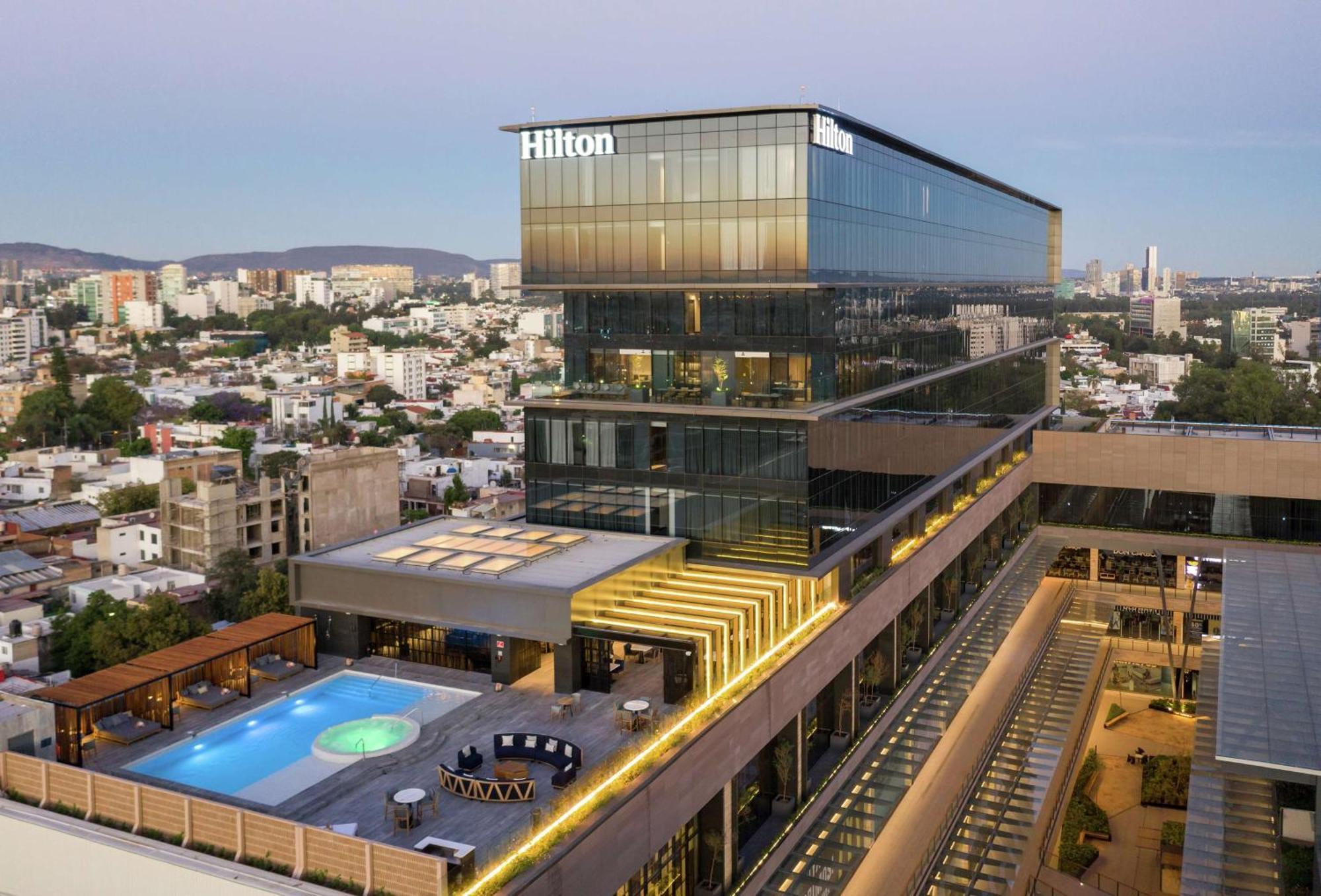 מלון Hilton Guadalajara Midtown מראה חיצוני תמונה